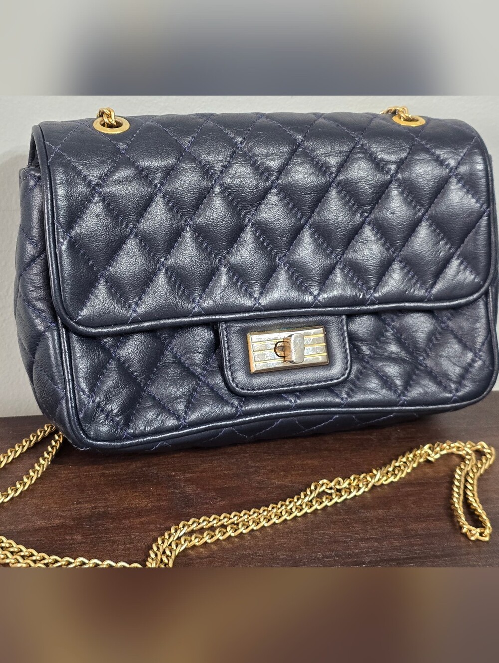 Georges Sara Vintage Classic Quilted Leather Shoulder Navy Bag W/Gold Hardware